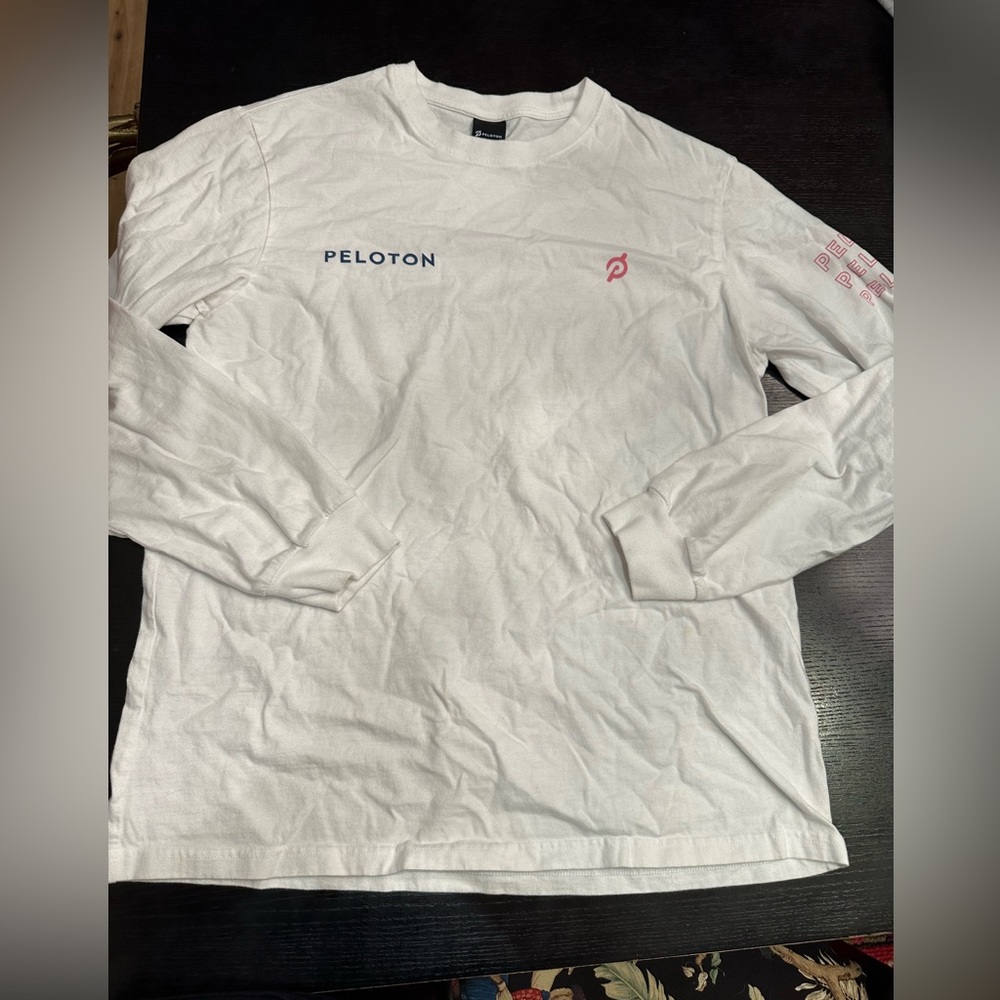 Peloton long sleeve shirt size Large